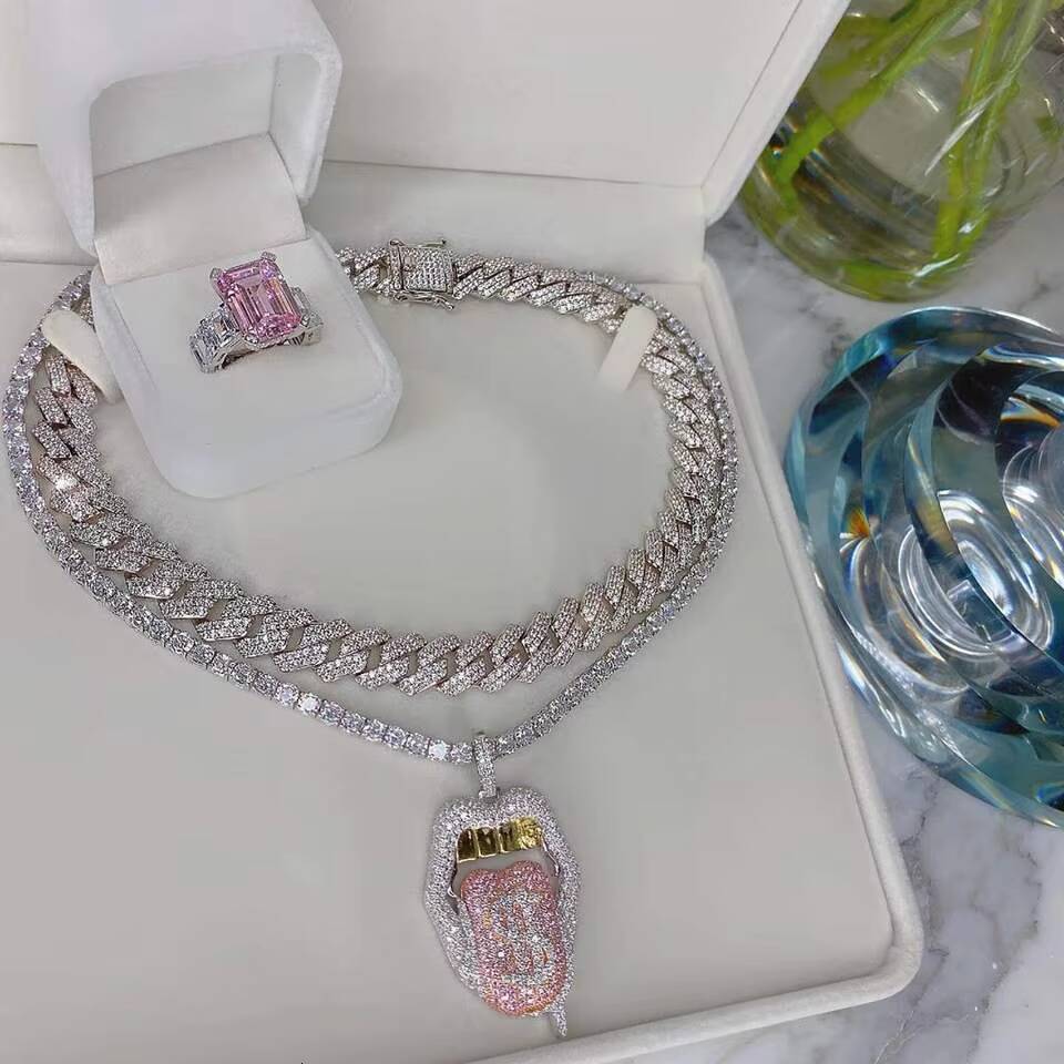 Design Romantic Fine Jewelry White Gold 925 Silver Rectangular ZC Pendant /Moissanite Ring Wholesale Jewelry for Espousal