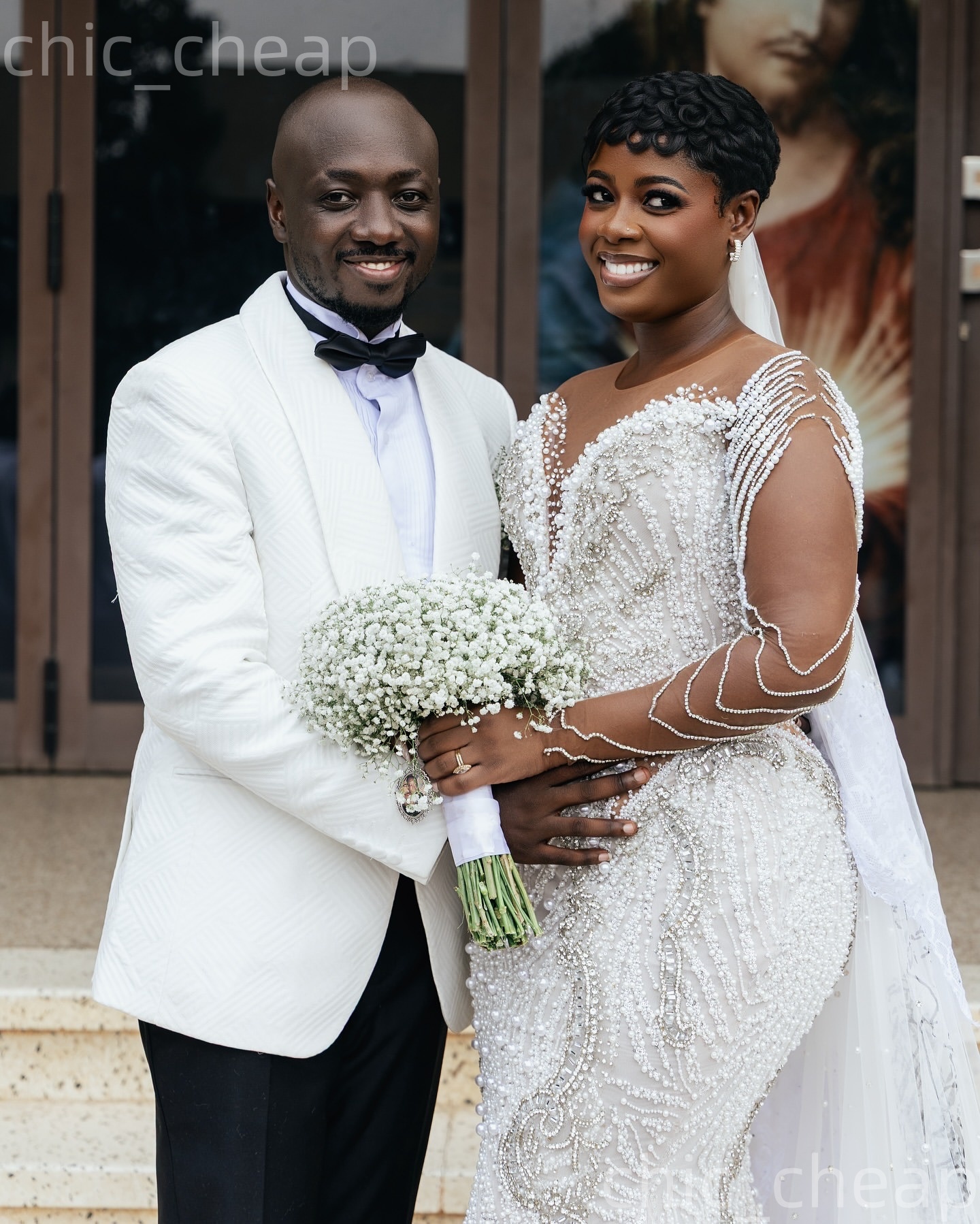 African Aso Ebi 2026 Ivory Mermaid Wedding Dress Pearls Crystals Lace Beaded Sheer Neck Full Sleeves Vintage Charming Bridal Gowns Dresses ZJ268