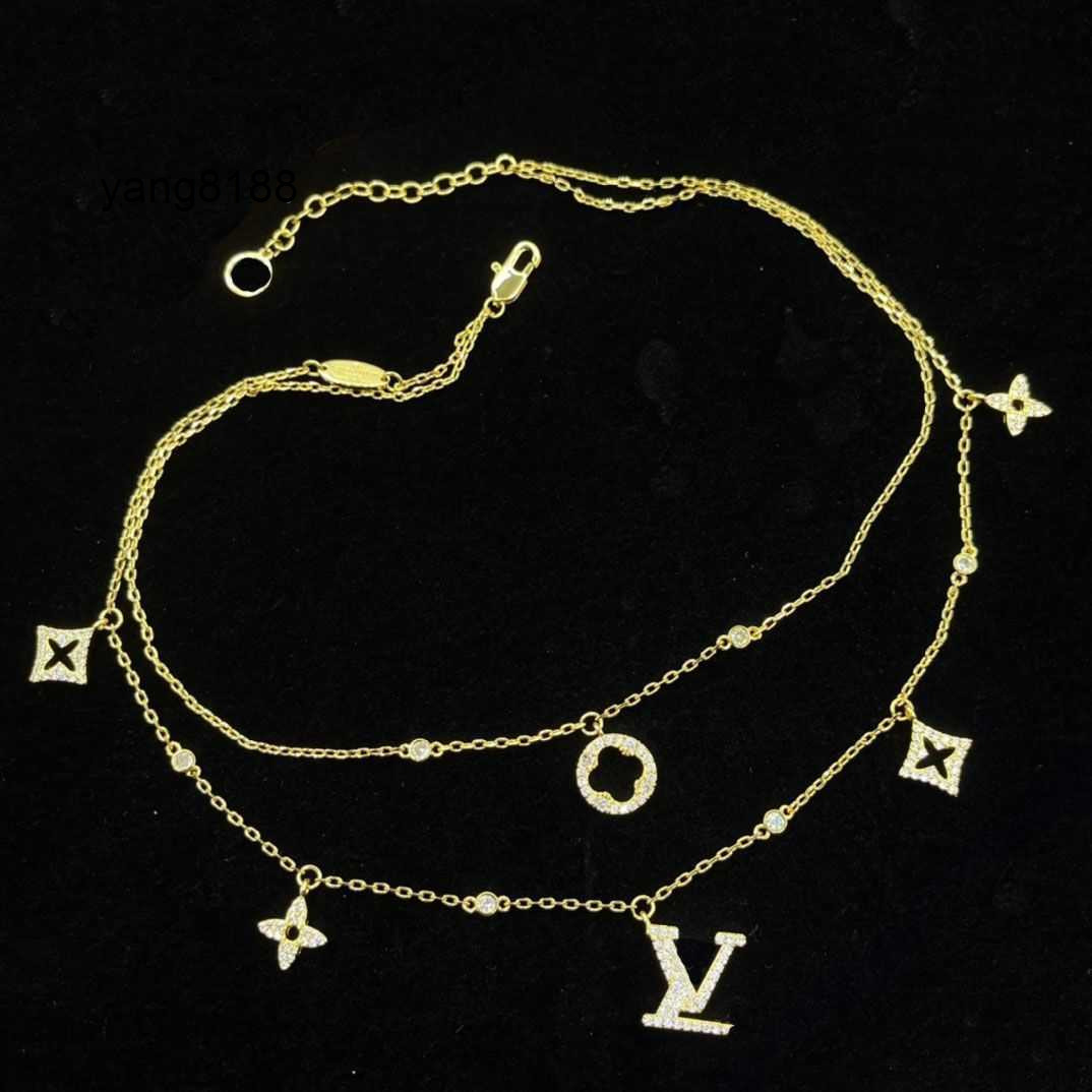 Lvs Louise Lousi lvness double-layer pendant layered necklace for womens jewelry designer necklace high-quality electroplated 18k gold louisities vittonn Lvtity
