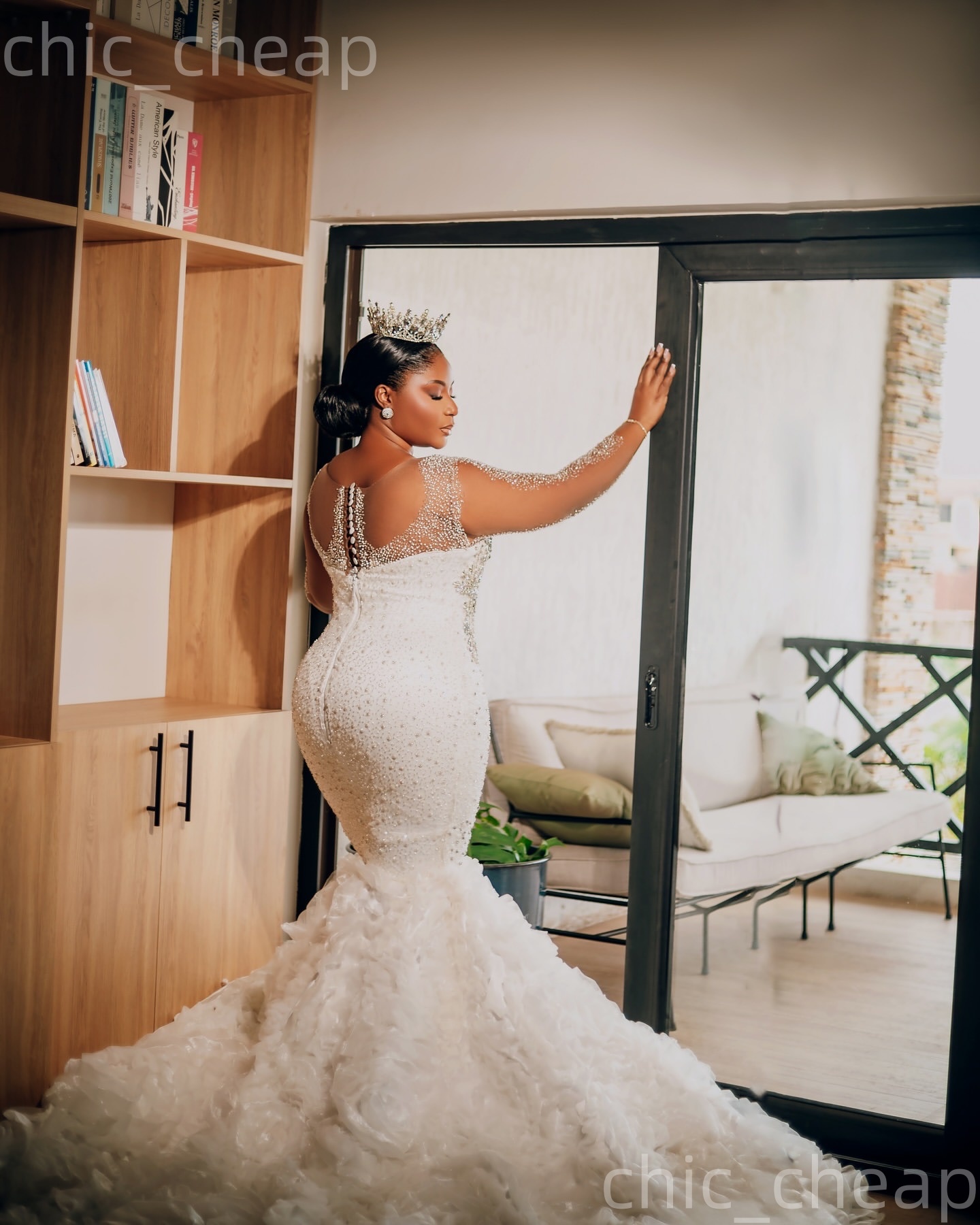 African Aso Ebi 2026 Ivory Mermaid Wedding Dress Lace Beaded Crystals Tiers Sheer Neck Full Sleeves Vintage Elegant Bridal Gowns Dresses ZJ269