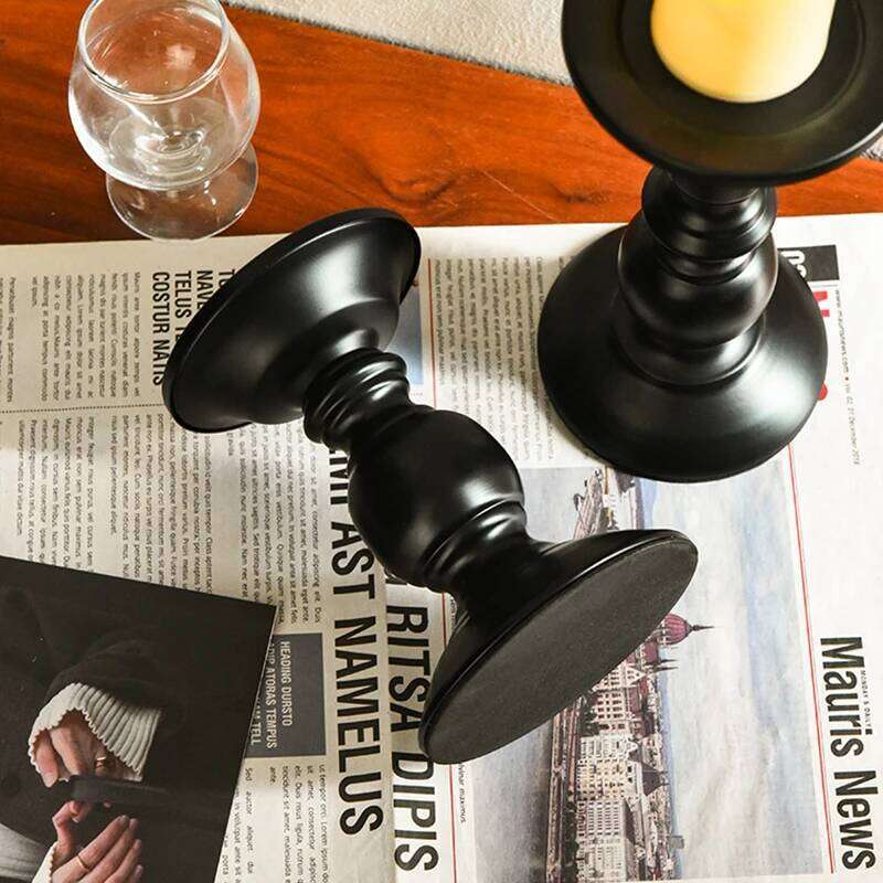 1 Piece: Simple Retro Black Iron Candle Dinner Dining Table Holder Romantic Decoration Y260131