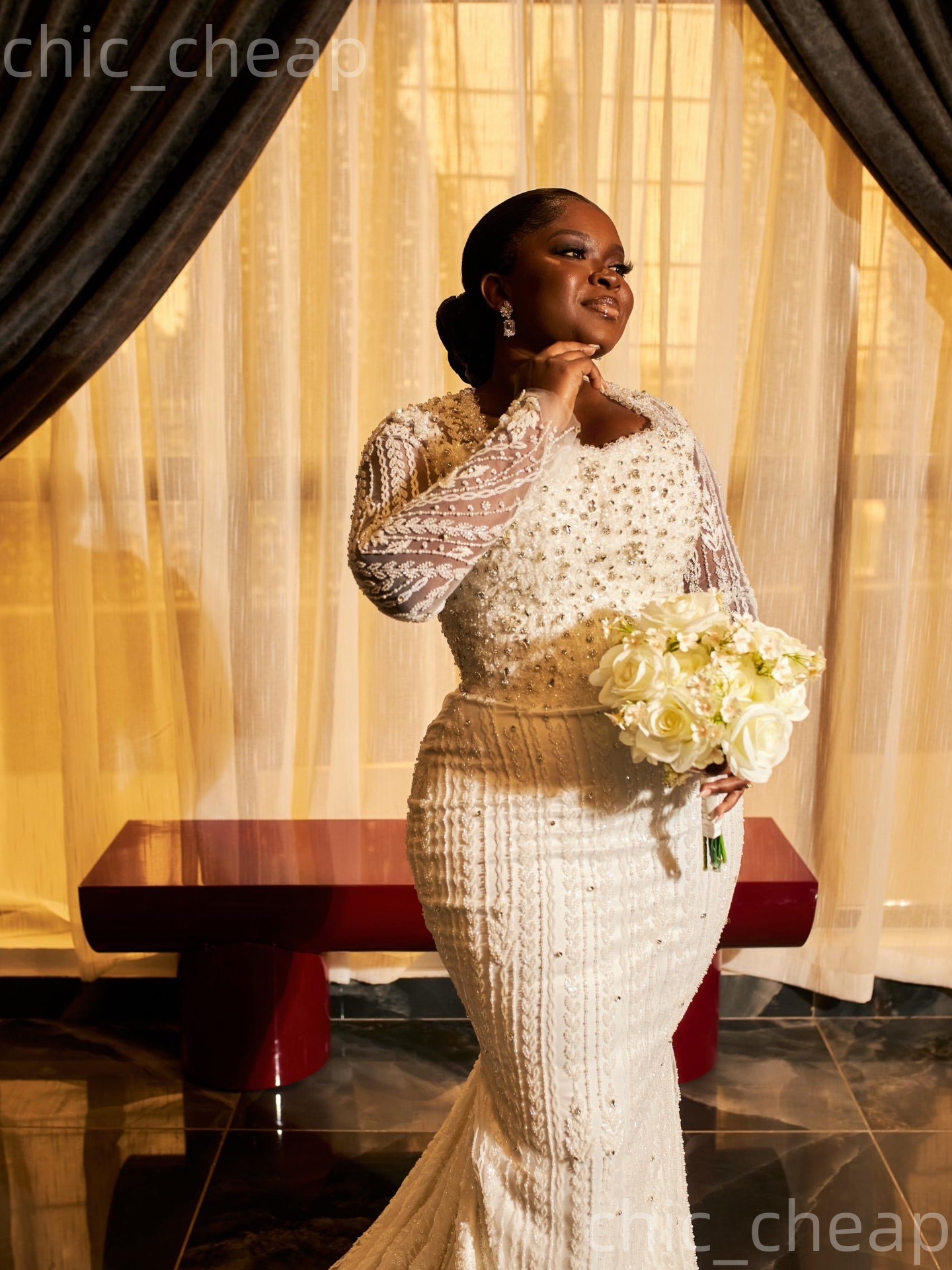 African Aso Ebi 2026 Ivory Mermaid Wedding Dress Square Crystals Full Sleeves Sequined Lace Vintage Sparkly Bridal Gowns Dresses ZJ266