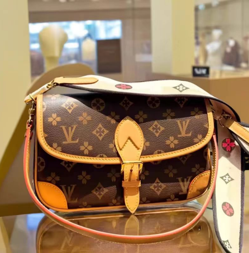 Designer Bag Women Crossbody Diane bag Classic Vintage Canvas Jacquard Strap Flap Letters Clutch Purse louisities Vouiton bag vuttonn backpack vuittion Tote Bag