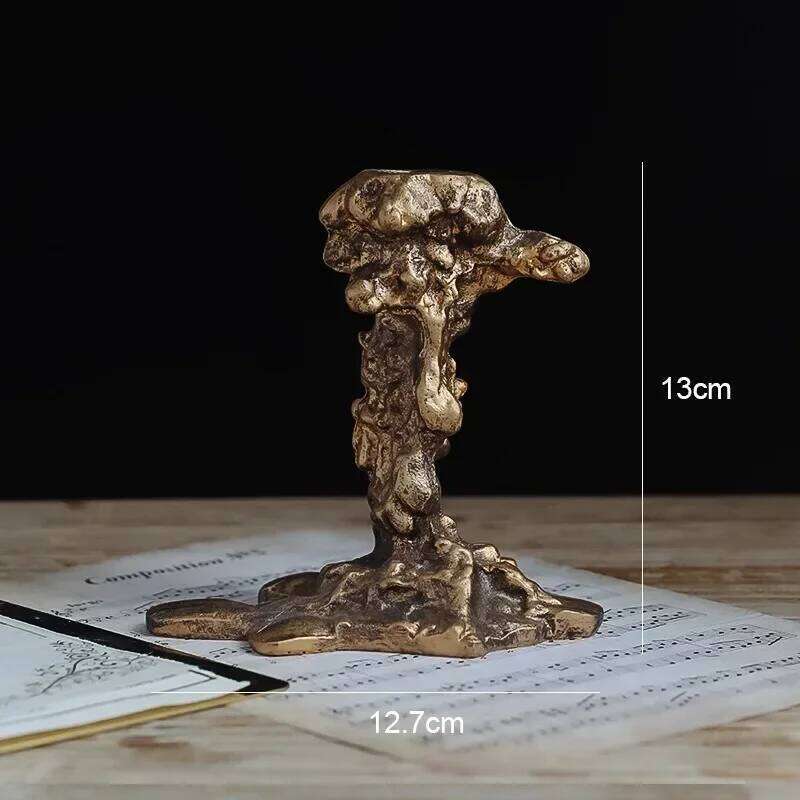 Gold Small Ornaments Retro Candlestick Candle Holder Dinner Decoration Y260131