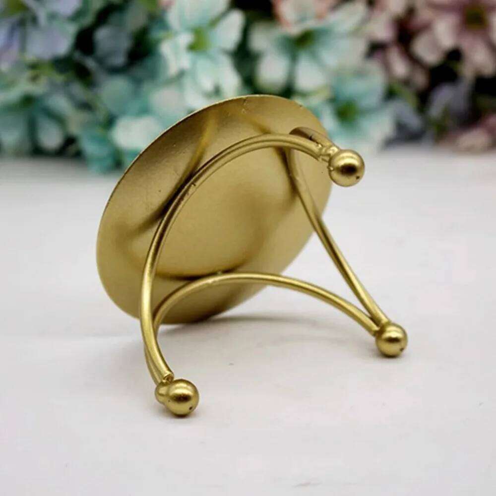 1PC Gift Home Decoration Wedding Ornament Black Gold Candle Holder Wrought Iron Craft Candelabra Round Plate Candlestick Y260131