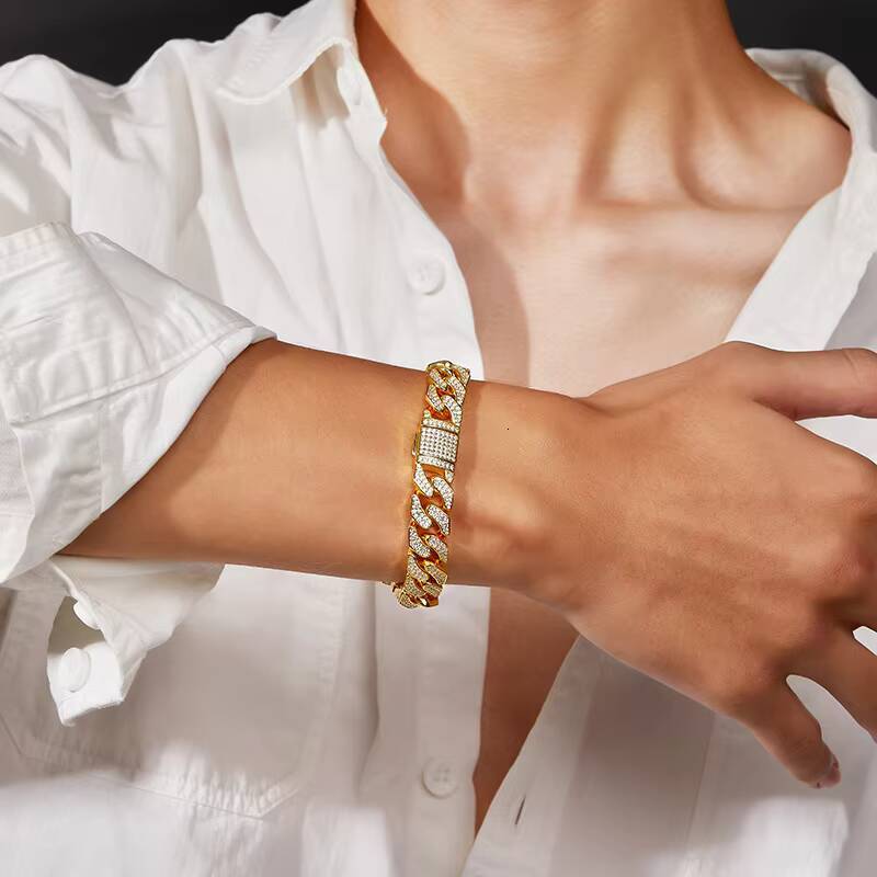 Fully Encrusted Brilliant Stone Jewelry GRA Certified 925 Sterling Silver Moissanite studded Cuban Chain Bracelets for Women Men