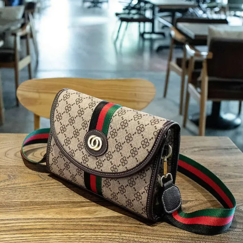 Designers luxurious Monog rams Waist Bags Cross Body Newest Handbag Famous Bumbag Fashion Shoulder Bag Bum Fanny Pack Purse Crossbody Bag Card Holder Cycling travel