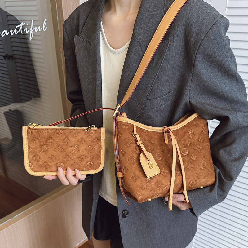 Free Shipping 2026 new high-end embossed design frosted shoulder bag commuting versatile women's bag large capacity fashionable tote bag hot sale