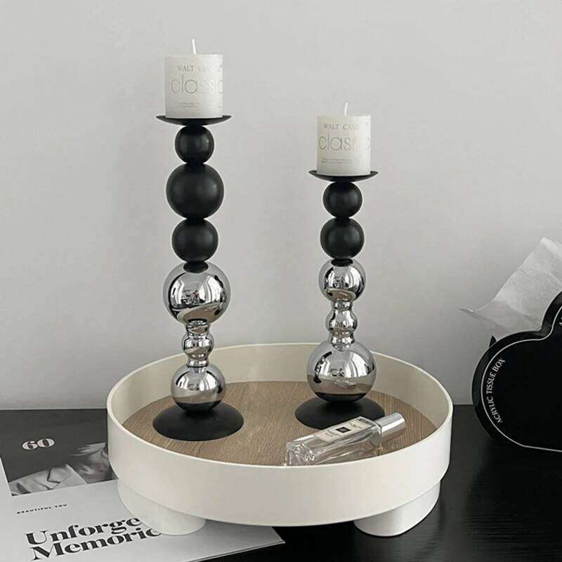 Metal Candle Holder Antique Wedding Bar Hotel Retro Atmosphere Candlestick Church Prayer Candlelight Desktop Home Decoration Y260131