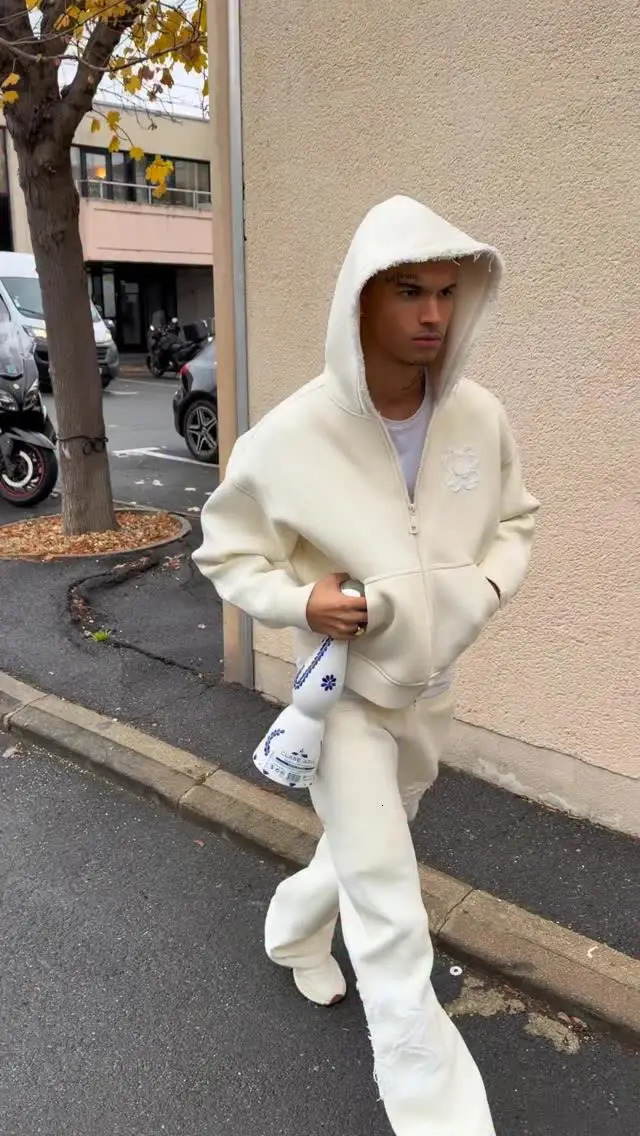 High Street Beige Jogging Pants Hoodie 2 Piece Set Mens Y2K Straight Sweatpants Flower y Casual Couple Training Suit 260126
