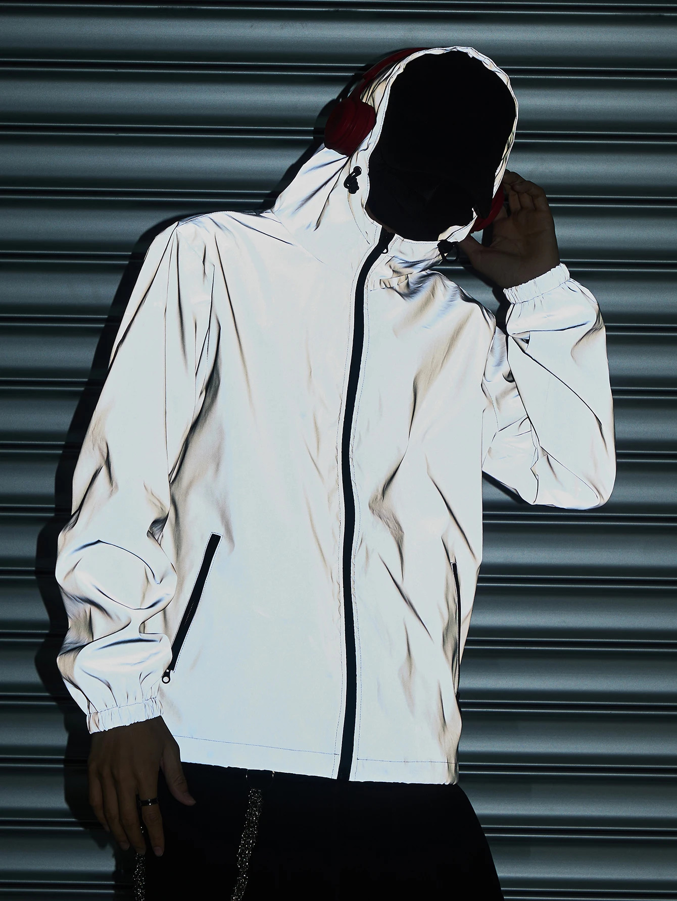 Night Reflective Clothes Spring Mens Hooded Jacket Outdoor Run Casual Windproof Coat Couples Hip-hop Streetwear S-5XL 260122 - view 4