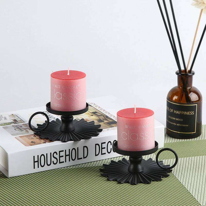 for Desktop Decor Retro Metal Candlestick European Style Wrought Iron Taper Candle Holder Stand with Handle Y260131