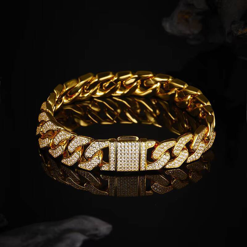 Fully Encrusted Brilliant Stone Jewelry GRA Certified 925 Sterling Silver Moissanite studded Cuban Chain Bracelets for Women Men