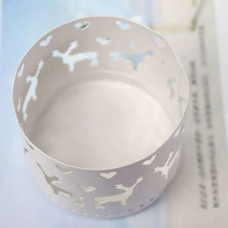 New 1 Pcs Vintage Christmas Holder Iron Hollow Snowflake Tree Deer Home Party Candle Stand Table Decoration Y260131