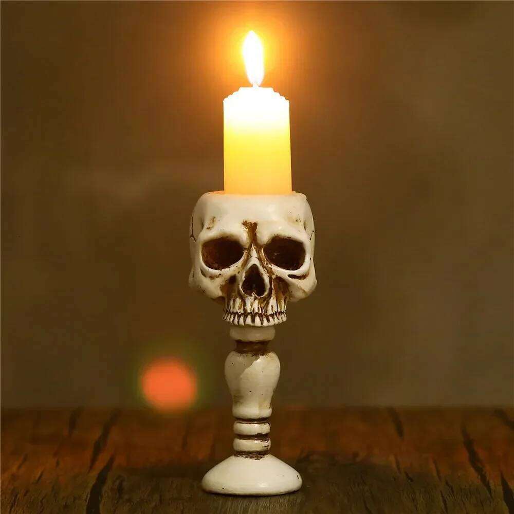 1Piece Skull Candle Holder Resin Ghost Head Candlestick Halloween Christmas Party Bar Decoration Art Crafts for Home Decor Y260131