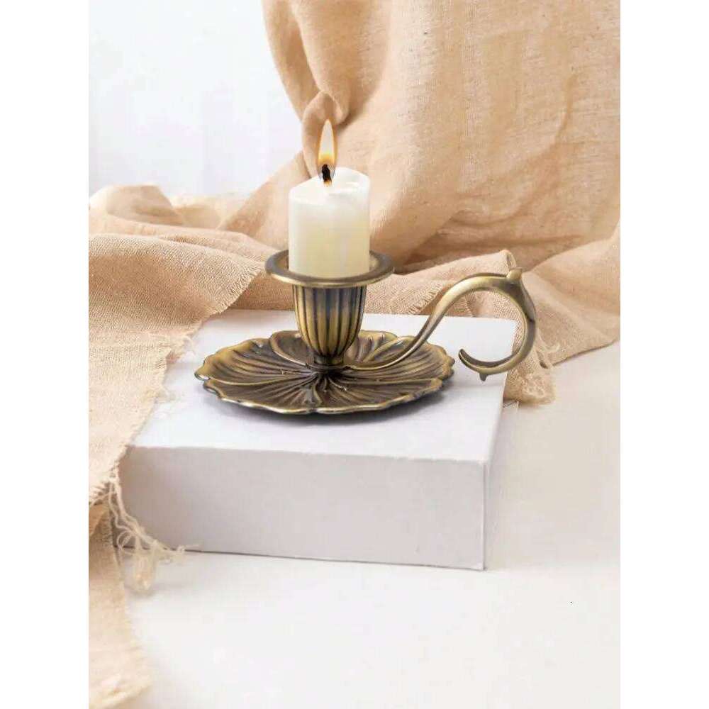 European Style Church Villa Handicrafts Cande DecorationsZinc composite candlestick rack Home Living room Decor party Y260131