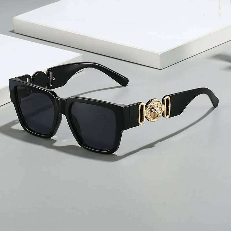 Classic Vintage Y2k Oversized Square Sunglasses Women For Men Luxury Brand Designer Sun Glasses Punk Popular Metal Lion Shades