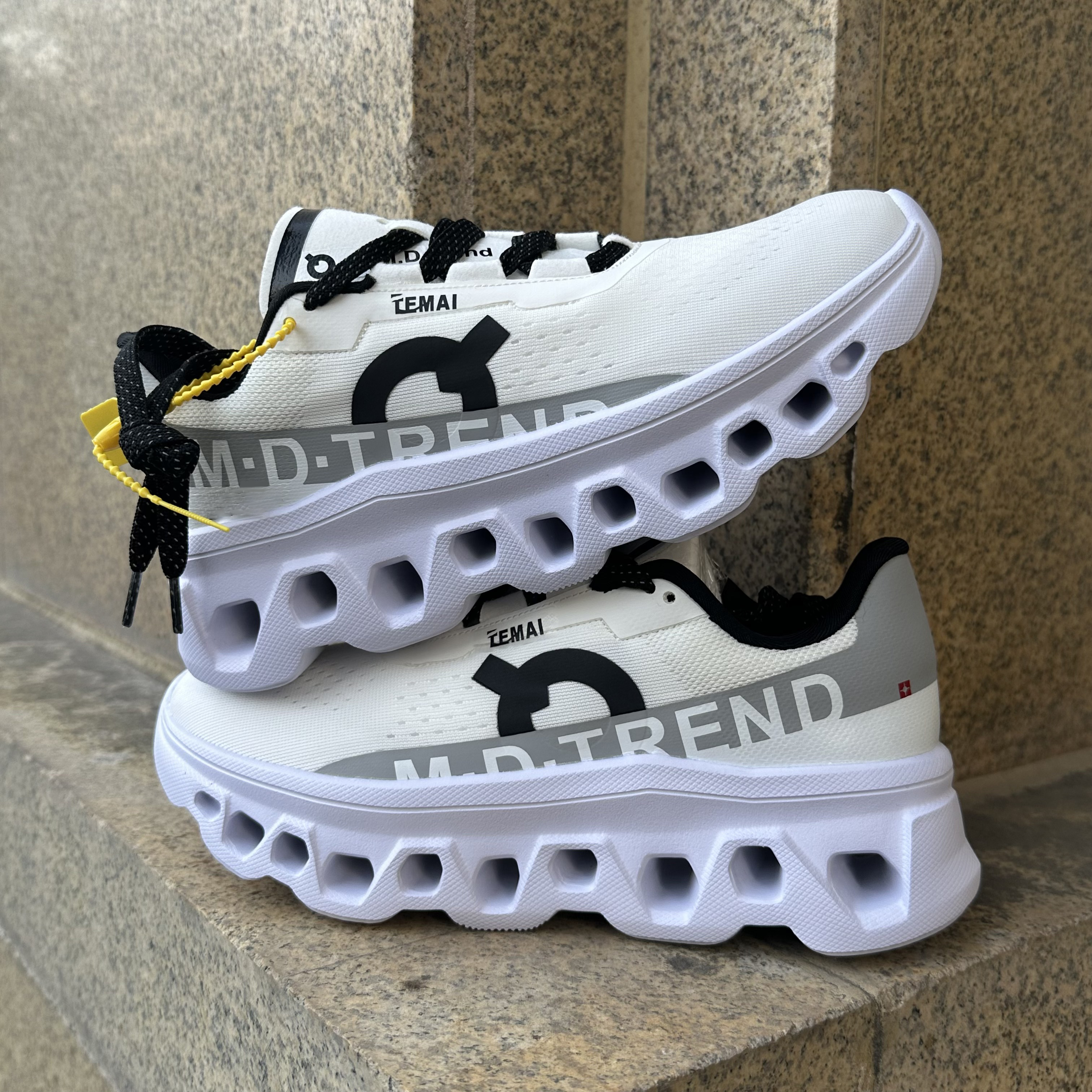 new Spring New Low-top Sports Shoes for Men, Fashionable Shock-absorbing Running Shoes, Outdoor Versatile Lightweight and Breathable Trendy