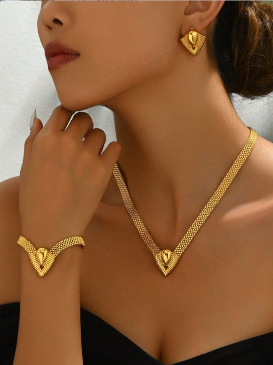 Y2K Design High-End Light Luxury Jewelry Set Exquisite Jewelry New Fashion Trend Chain Necklace Bracelet Earrings Niche Party - view 8