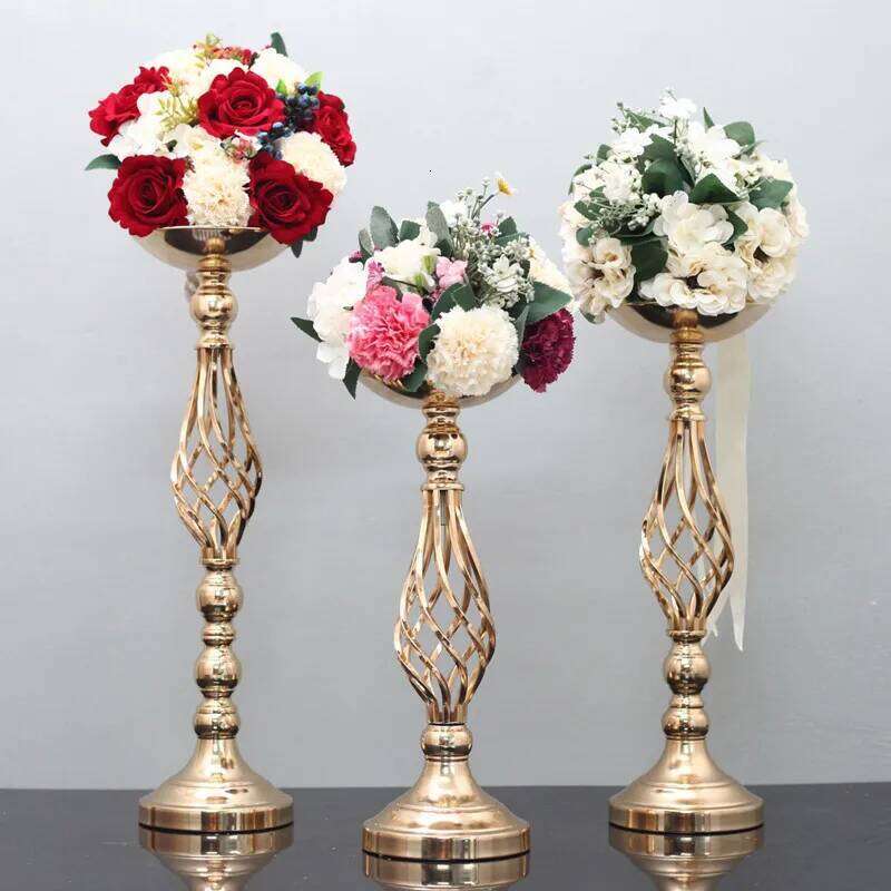 Wedding Table Home Iron Vase Luxury Living Room Decoration Road Guide Candle Holder Candlestick Candlelight Dinner Y260131