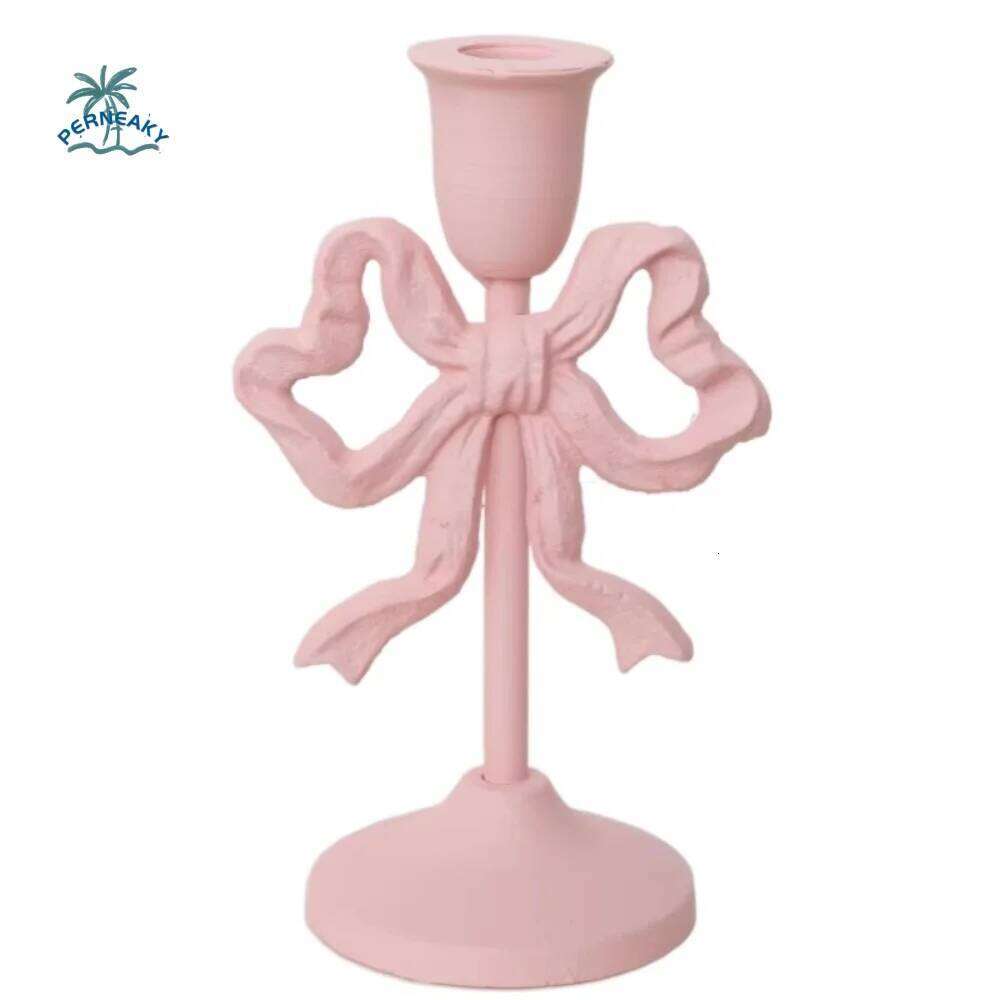 Wrought Iron French Bow Candlestick High Footed Romantic Bowknot Holder Decorative Single Head Candle Containers Y260131