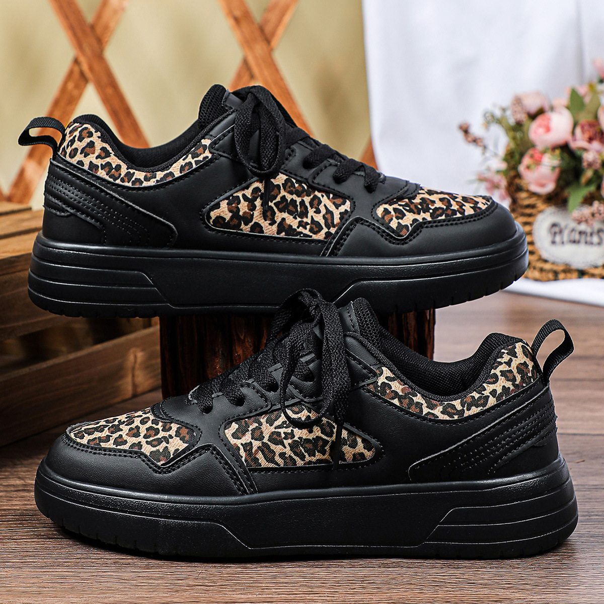 2026 European Platform Sneakers, Men/Women Color Block Retro Shoes, Fashion Chunky Sole Outdoor Lifestyle Footwear