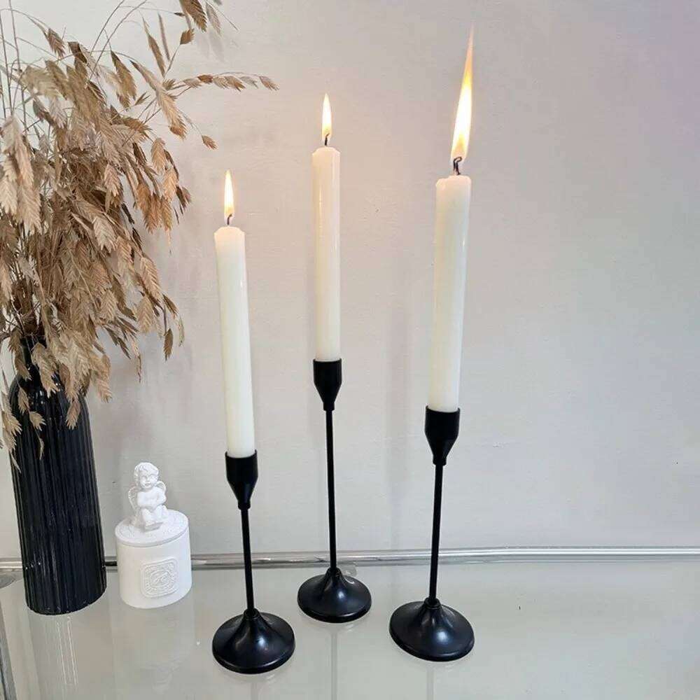 3Pcs/Set Minimalist Retro Style Tabletop Candle Holders Exquisite Home and Hotel Decoration Candlestick Holder Metal Y260131