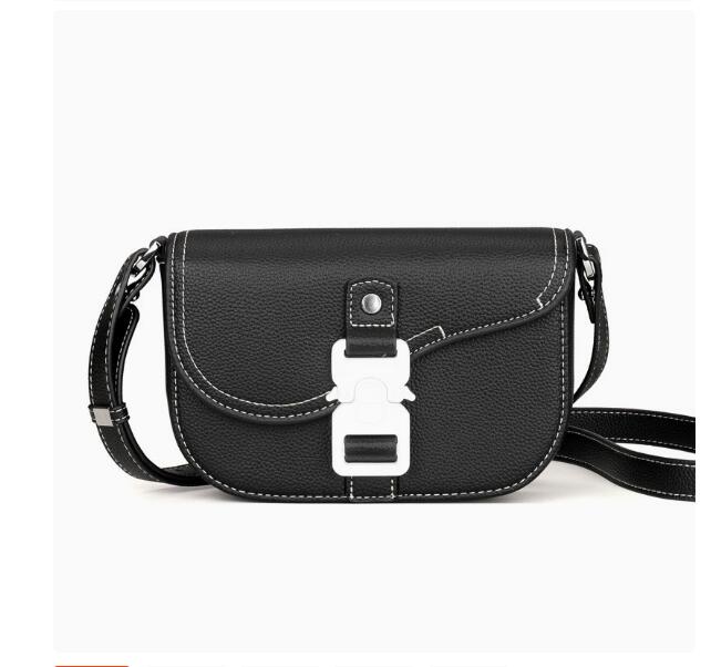 2026 HOT NEW Mens Totes Purses Fashion Handbags Men Leather TRIO Messenger Bags Luxury Shoulder Make up Bag