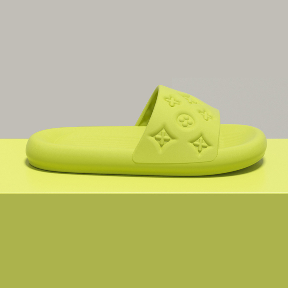 2026s summer ultra soft comfortable home and bathroom flat slippers couple printed sandals for women men anti slip fluorescent green free shipping hot