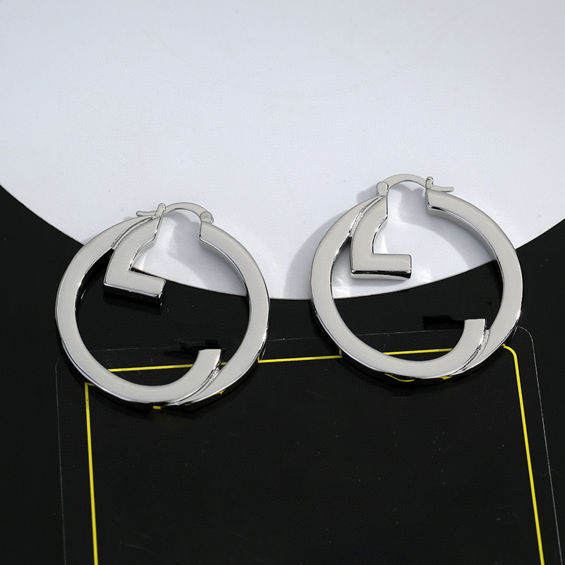 2026 Luxury Designer Earrings Women Gold Hoops Letters Earring Dangler Earrings Designers Jewelry Twisted Rope Bling Earrings Silver Aretes Men Earings Brincos