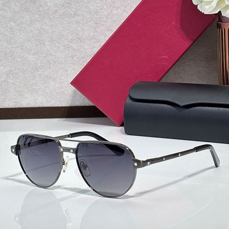 Mens Classic Santos De Sunglasses Grey gradient lens Fashion Design Metal Double Bridge Men Business Casual Glasses size 59 16 140 CT0425S With packaging box