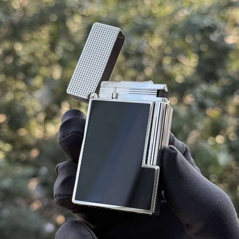 Lacquered surface lighter Refillable Gas Metal Diamond Pattern Soft Single/Double Flame Clear W260202