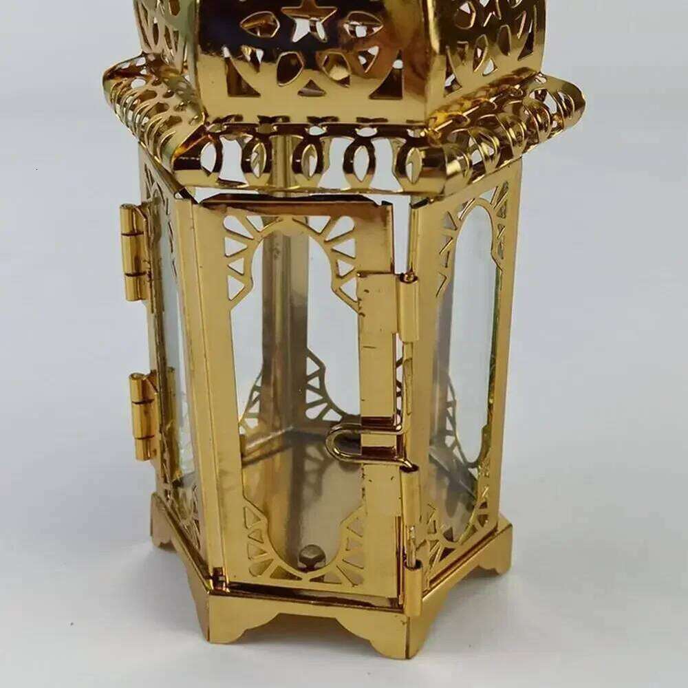 High Quality Glass Moroccan Metal Hollow Holder Hanging Candle Lantern Living Room Home Decoration Gifts Y260131