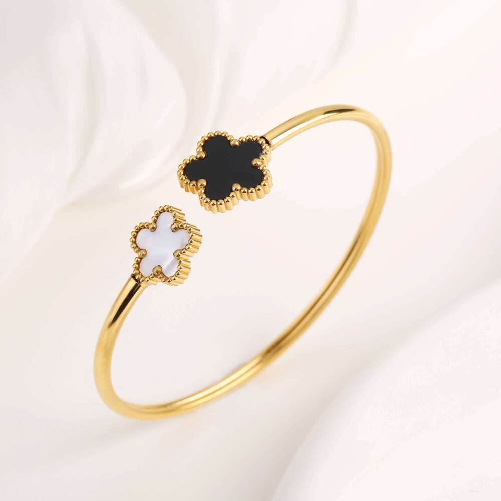 Gold-Plated Stainless Steel Five-Leaf Flower Open Bangle Luxury For Woman Girl Party Lucky Jewelry Accessories Daily Wear Clover H260202