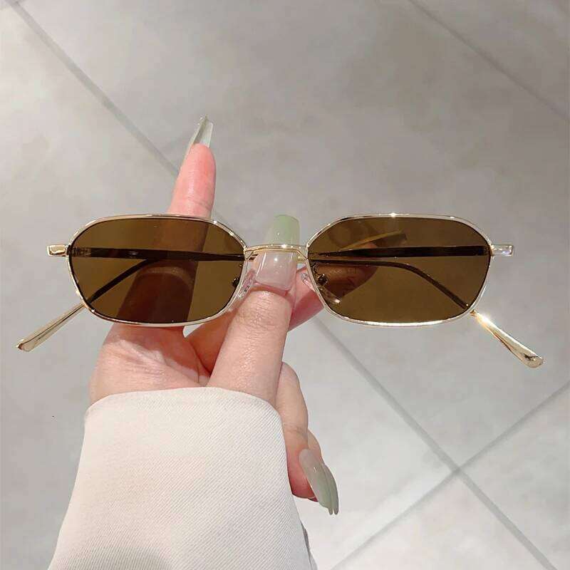 KAMMPT Vintage Rectangle Sunglasses Men Stylish Metal Rim Retro Shades Women Trendy Fashion Brand Design Decorative Sun Glasses H260202