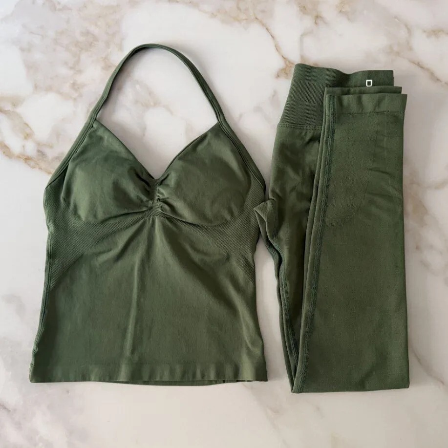 Dfynes Gym Set Women 2 Piece Strappy Yoga Bra High Waist Workout Scrunch Shorts Sports Suit Fitness Clothes Seamless Yoga Set Backless Tops Outft