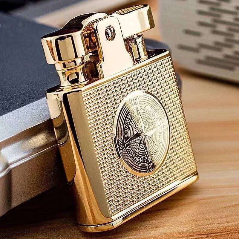 2023 HONEST Creative Retro Kerosene Metal Mini Push Cigarette Lighter Cigar Smoking Accessories Men and Women Gifts W260202