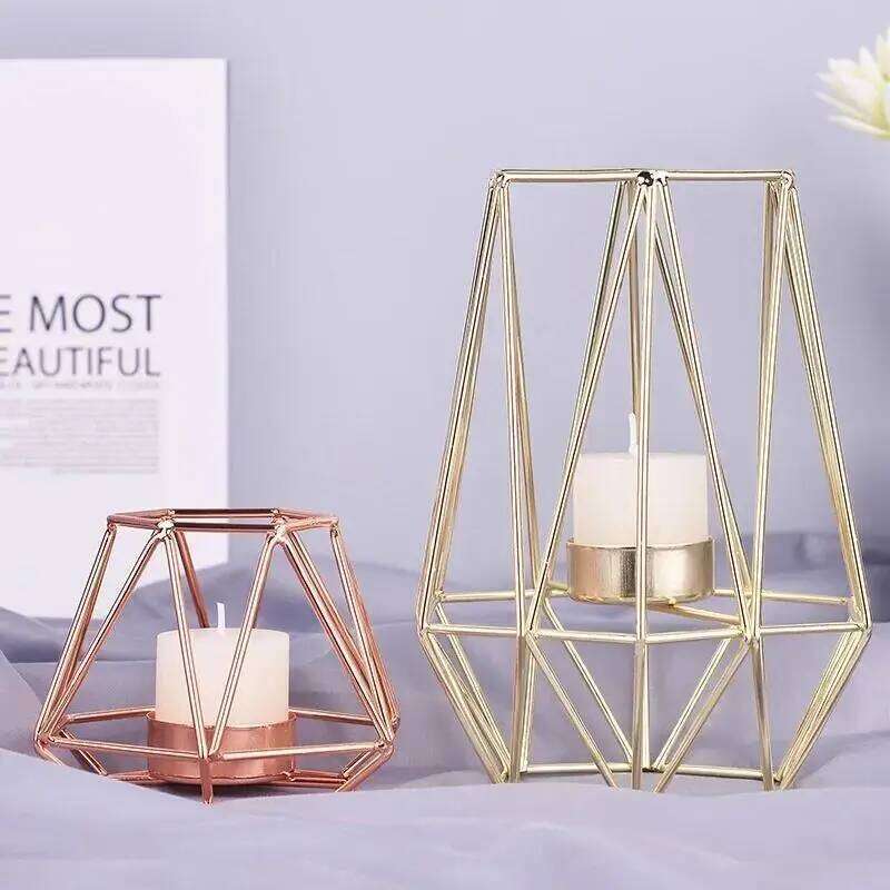 Metal Ornaments Container Polygonal Geometry Iron Candlestick Handicraft Simple Aromatherapy Candle Base Y260131