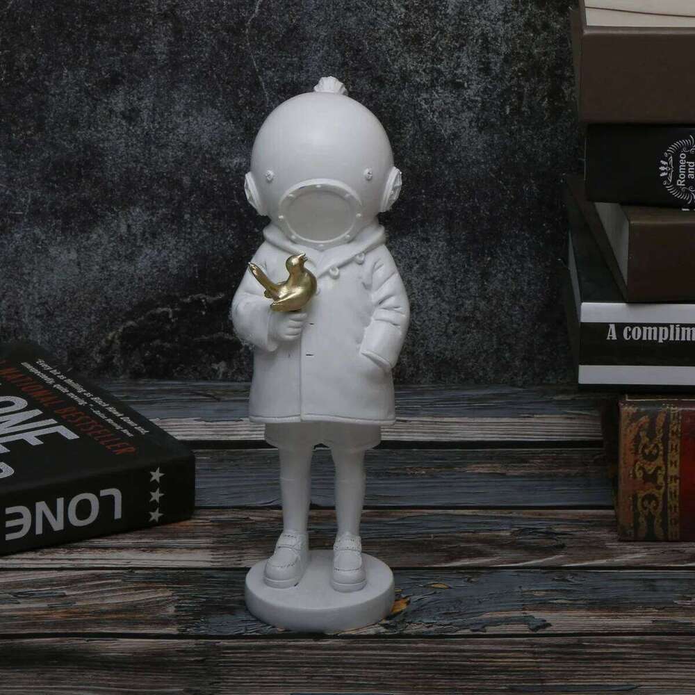 1pc Cross border best-selling Banksy Deepsea girl resin handicraft Home living room porch TV cabinet decorations Y260202