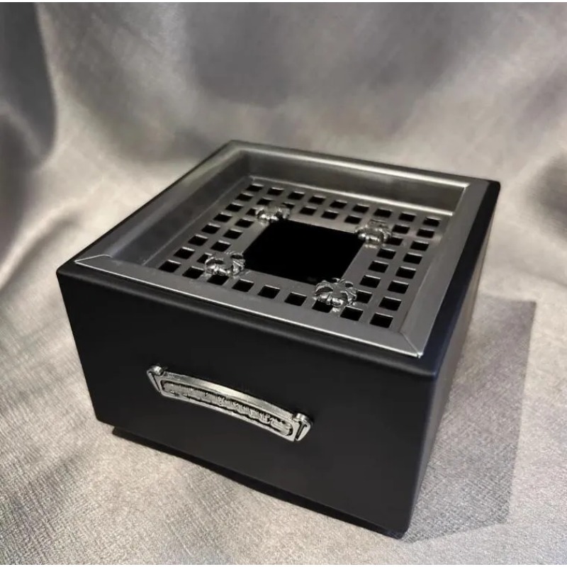 16 Style European American Fashion Letter Logo Home Ashtray Luxury Retro Home with Lid Multi-purpose Ashtray Designer Stainless Steel Solid Wood with Lid Ashtrays