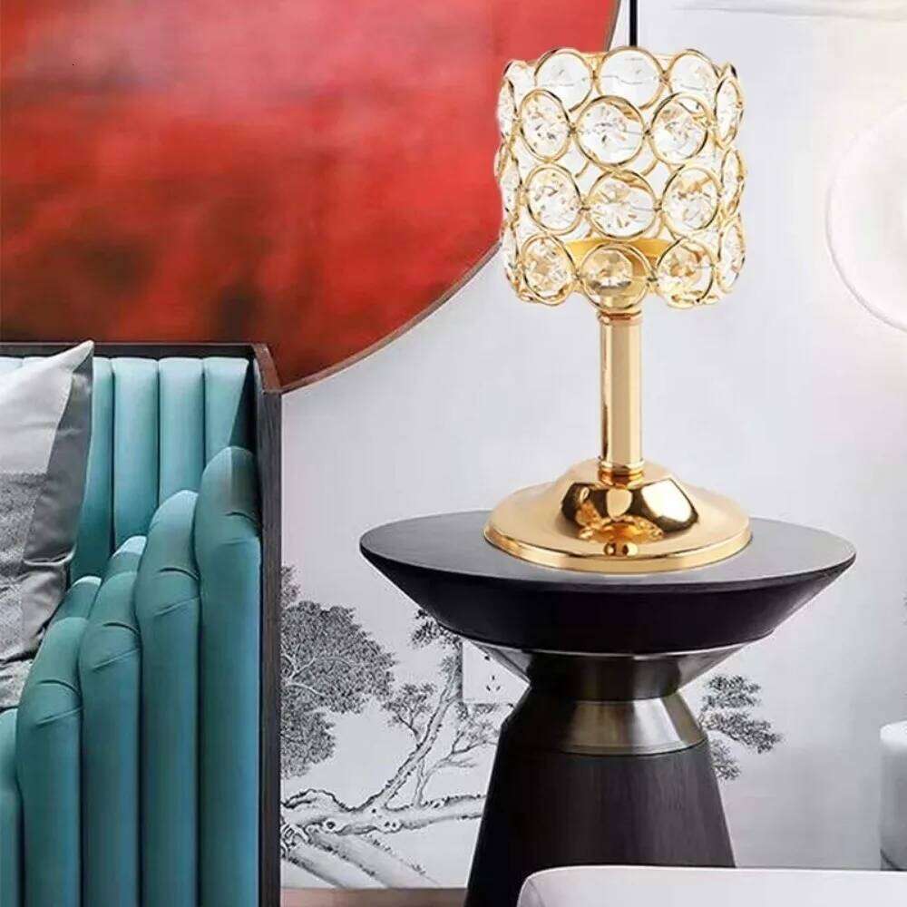 Retro Golden Candle Holder Crystal Metal Candelabra Lamp Candlestick European Style Y260131