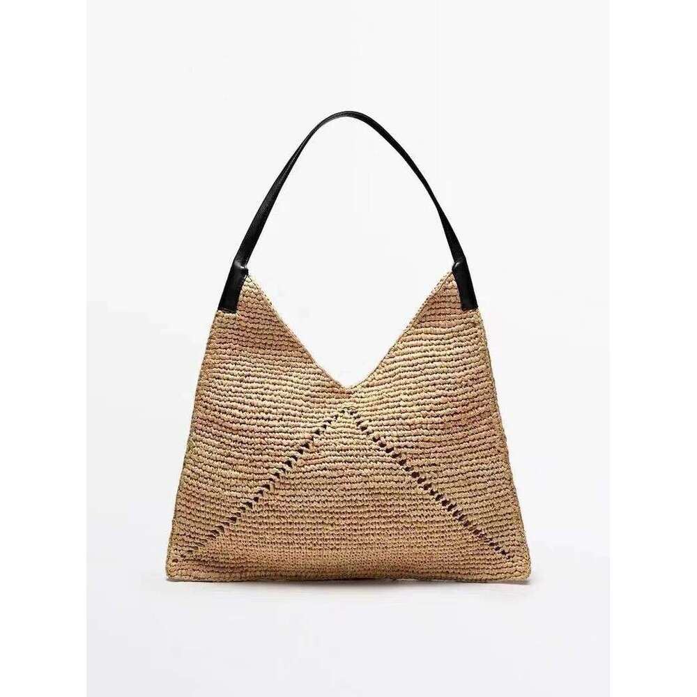 French Style Single Shoulder Capacity Straw New Raffia Hollow Woven Vacation Beach Large Triangle Women's Bag Kl928