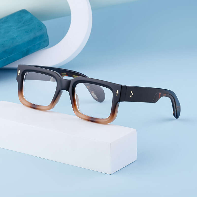 Retro thick-framed square sunglasses Multi-color UV-protective glasses Suitable for street style and vacation outings