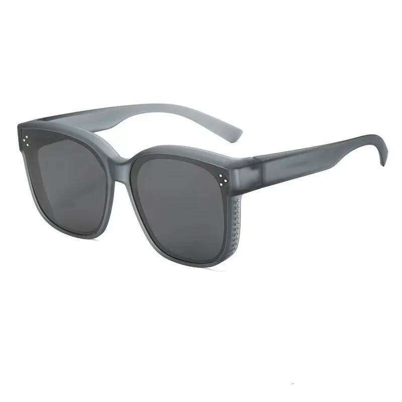 Fit Over Men Women UV400 Wear Foldable Myopia Glasses Cover Sunglasses H260202