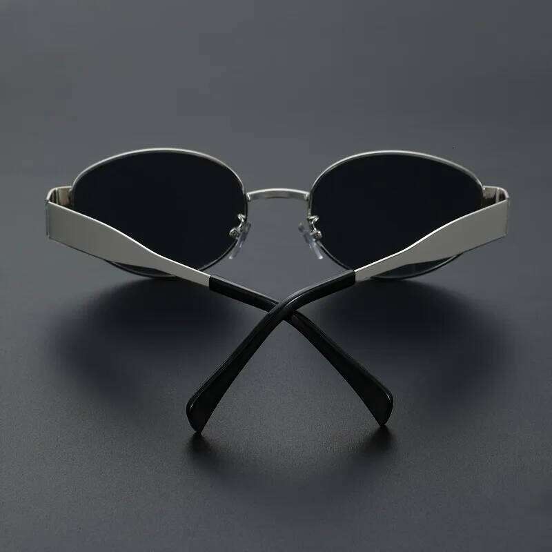 1pc Men's Vintage Inspired Oval Glasses with Black Lenses and Metal Frame Classic Fashion Accessory for Everyday Wear H260202