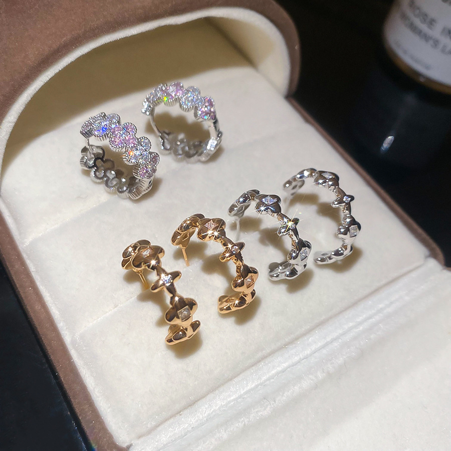 Silver Needle Zircon Flower Star C-shaped Casual Fashion Simple Elegant Versatile Earrings Light Luxury Niche Ear Jewelry - view 9