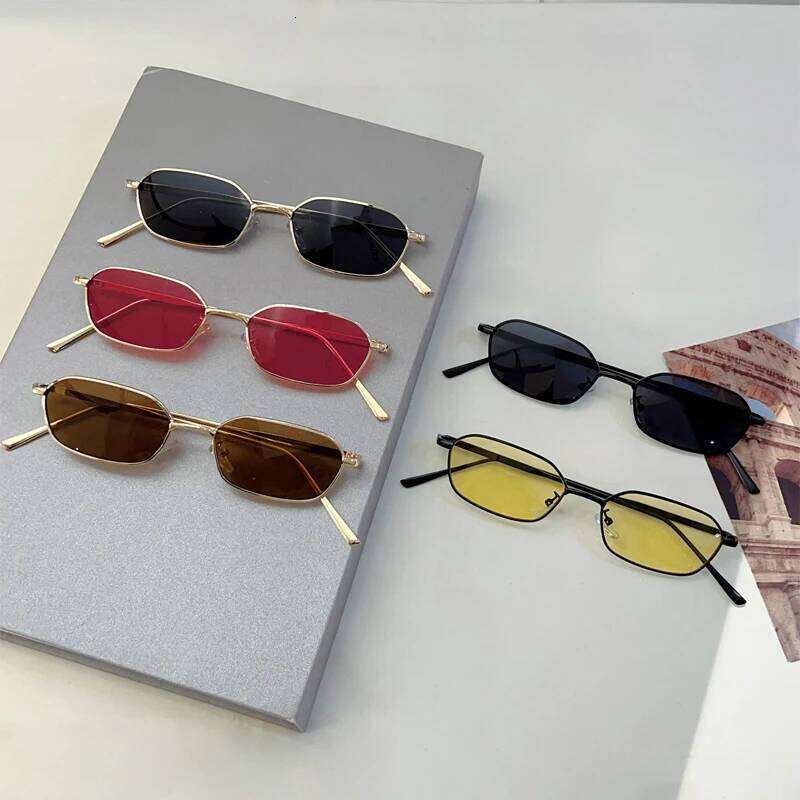 KAMMPT Vintage Rectangle Sunglasses Men Stylish Metal Rim Retro Shades Women Trendy Fashion Brand Design Decorative Sun Glasses H260202