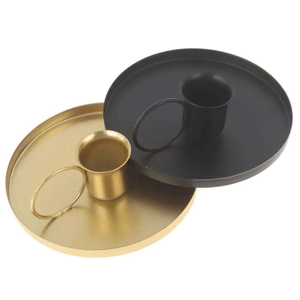 Vintage Candle Holder Portable with Handle Round Lightweight Metal Desktop Candlestick Adornment Y260131