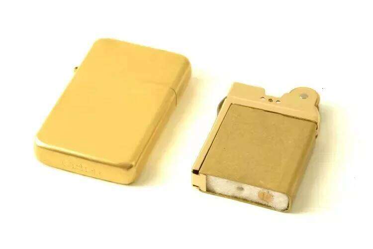 Exquisite Brass Kerosene Slim Windproof Vintage Grinding Wheel Ignition Lighter Cigarette Accessories Men's Gift W260202