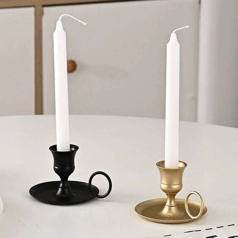 1Pc Metal Candle Holder With Handle Desktop Candlestick Adornment For Dining Table Wedding Festive Centerpiece Decoration Y260131